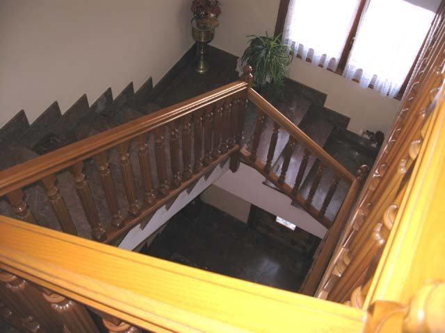 Casa Herrero Oto Bilik gambar